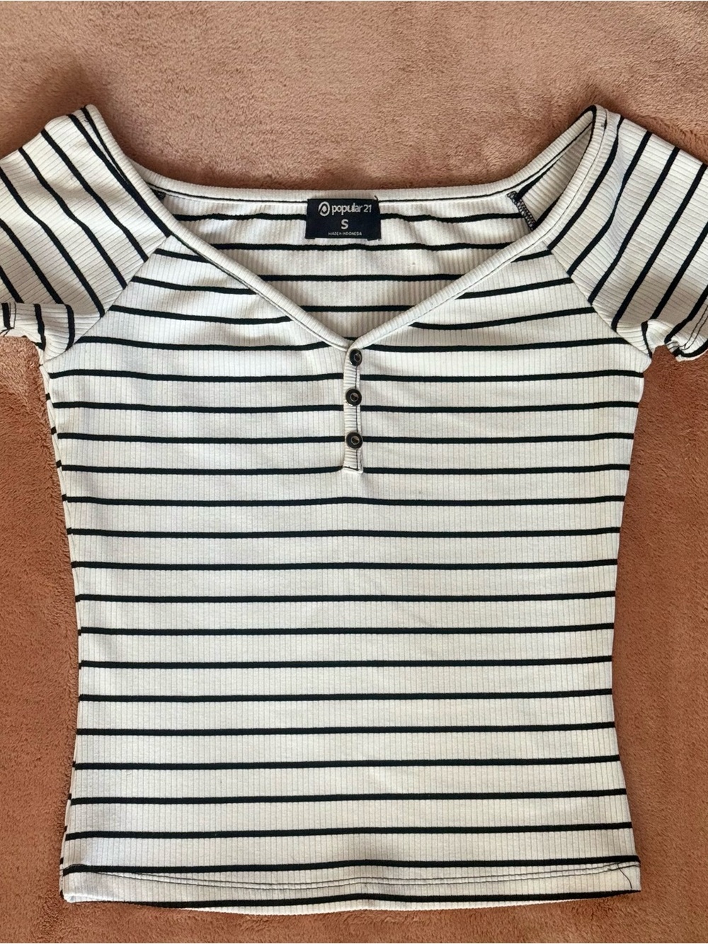 Popular 21 Women’s Striped Ribbed Henley Top Size S